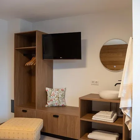 Berghaus Schaefer فاشينا