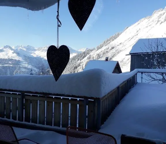 Berghaus Schaefer Guest house Faschina